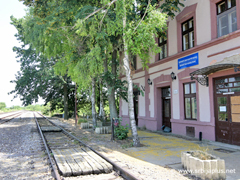 Železnička stanica Banatski Karlovac