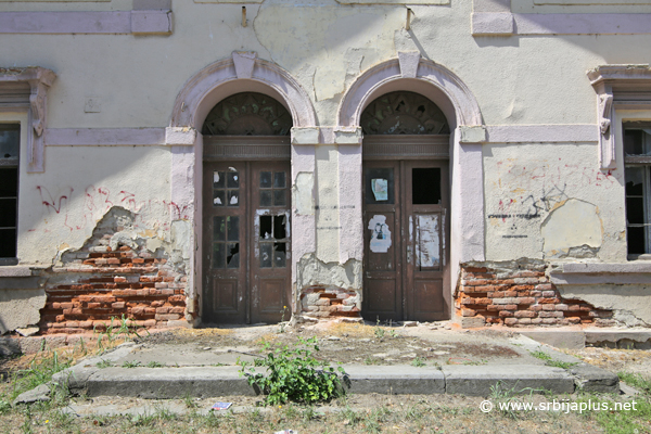 Železnička stanica Bela Crkva