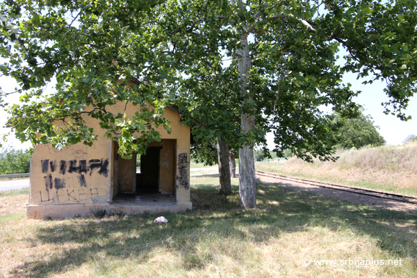 Železnička stanica Crvena Crkva
