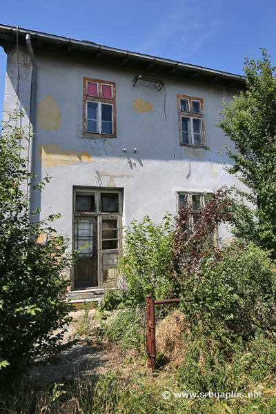 Napuštena železnička stanica Lazarevo