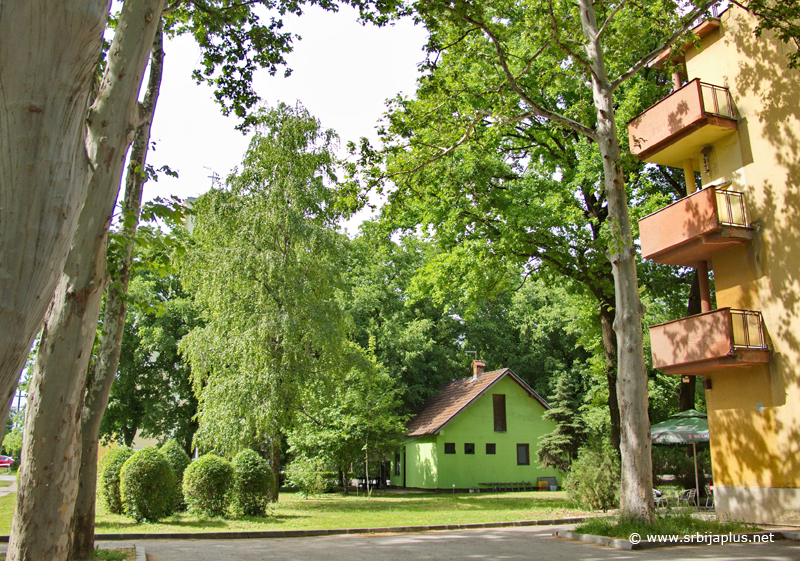 Nova Crnja - gradski park