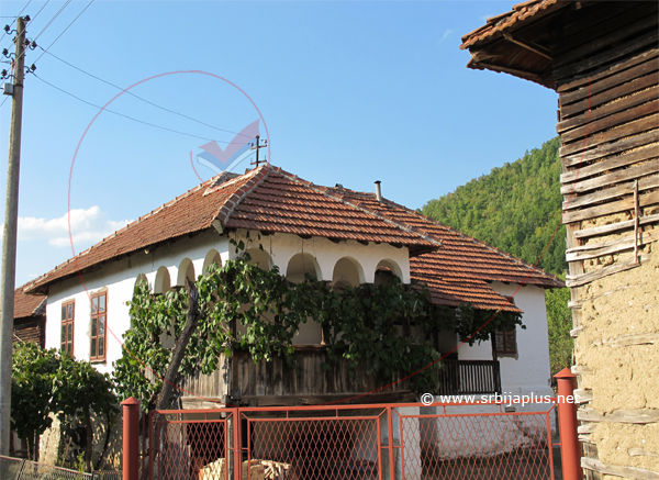 Stogodišnja kuća - izuzetan primer narodnog graditeljstva, Balta Berilovac, Knjaževac