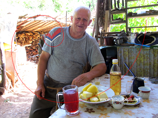Posluženje za goste, Banjski Dol, Dimitrovgrad