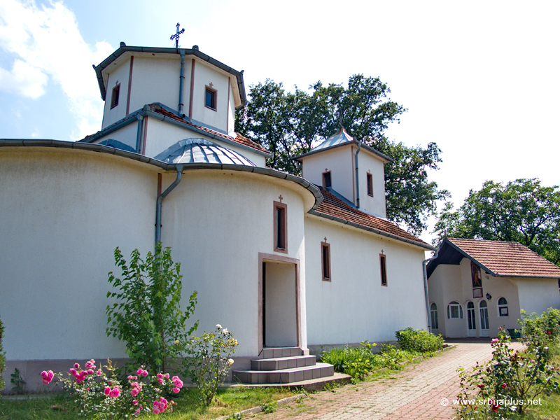 Crkva svetog Nikole i crkveni konak