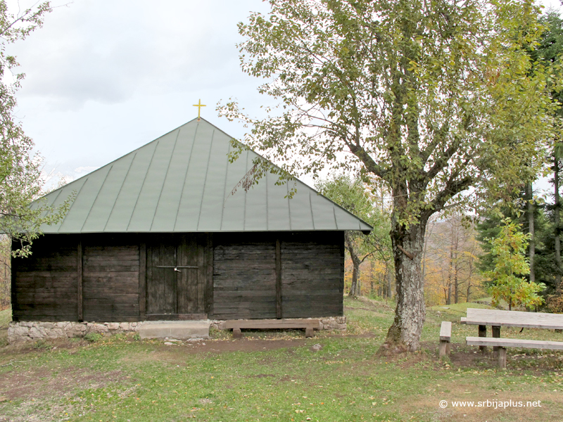 Bobija, Crkva brvnara