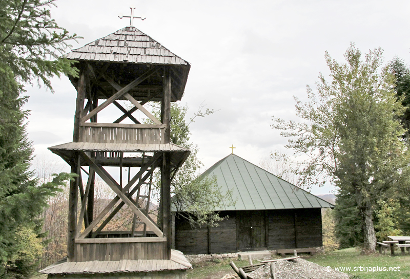 Bobija, Crkva brvnara