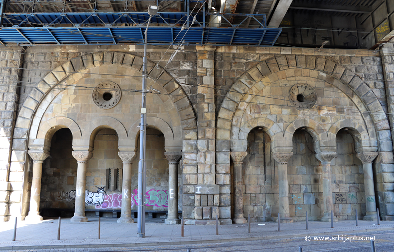 Vizantijsko romantički pilon Brankovog mosta iz 1934. godine