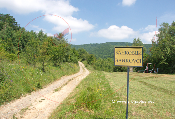 Fudbalsko igralište, Bankovci, Crna Trava