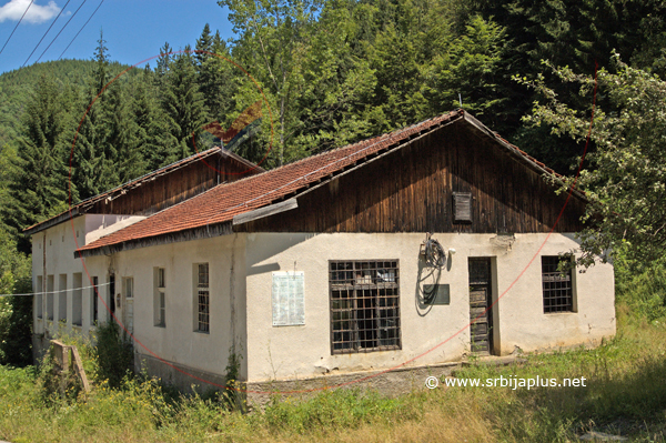 Seoska prodavnica, Darkovce, Crna Trava