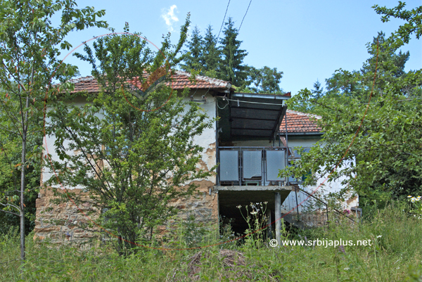 Stara seoska kuća, Gornje Gare, Crna Trava