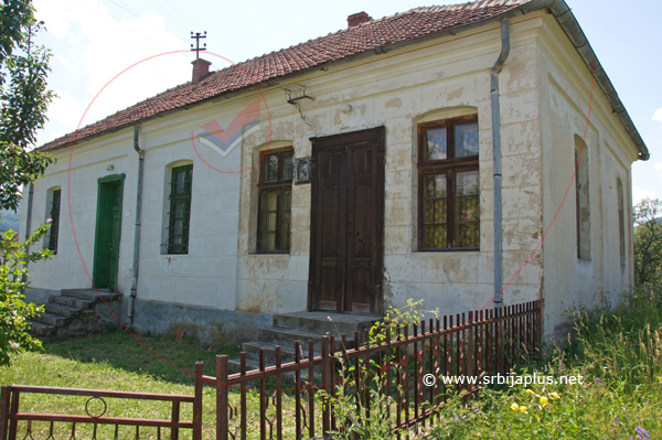 Lepa stara seoska kuća, Kalna, Crna Trava