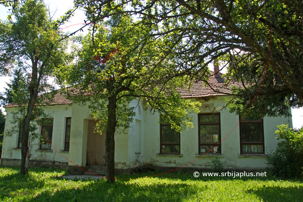 Seoska škola, Kalna, Crna Trava