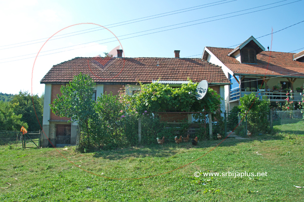 Nove seoske kuće, Pavličine, Crna Trava