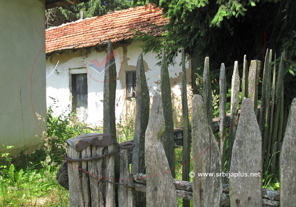 Stari plot, Rajčetine, Crna Trava