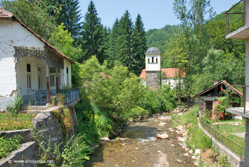 Najlepša panorama Ruplja, Crna Trava