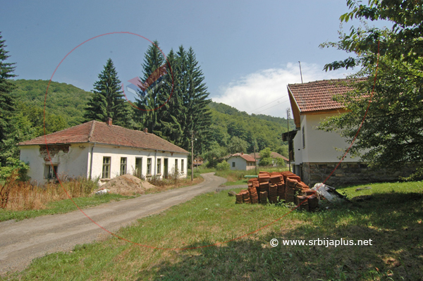 Ruplje,Crna Trava