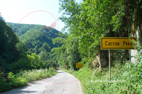 Sastav Reka, Crna Trava