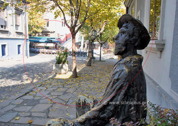 Spomenik pesniku i slikaru Đuri Jakšiću u Skadarliji, Beograd / Monument to poet and painter Đura Jakšić, Skadarlija, Beograde