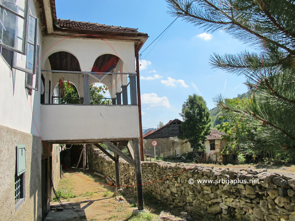 Kuća porodice Milosavljević, Jalovik Izvor, Knjaževac