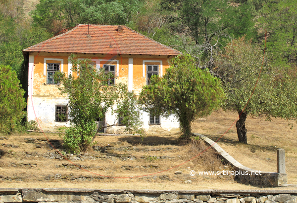 Učiteljski stanovi, Jalovik Izvor, Knjaževac