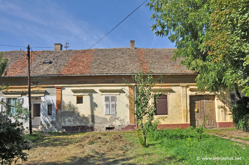 Kačarevo - Kuće gradskog tipa
