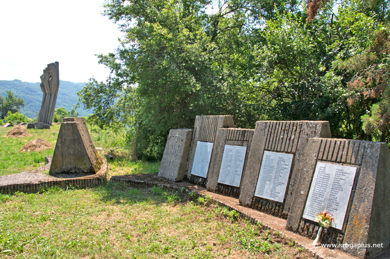 Memorial complex Tree of Freedom in Kalna