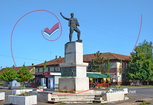 Spomenik u centru Kumana, Novi Bečej