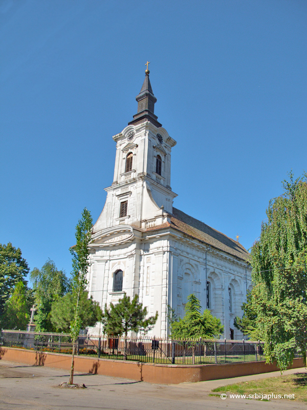 Crkva svetih arhangela u Kumanu