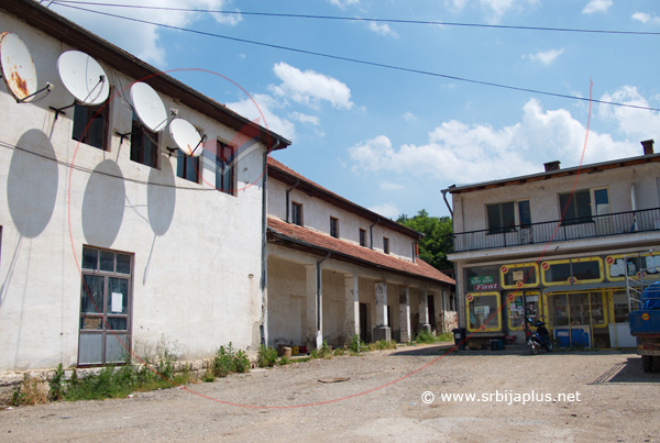 Laznica, Zadružni dom, Žagubica