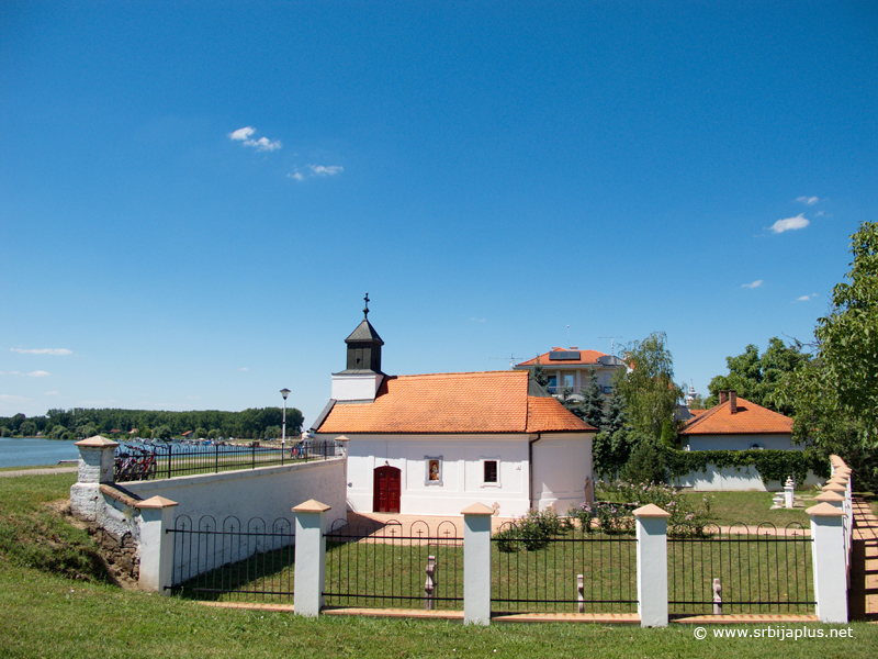 Panorama kapele Manastir u Novom Bečeju