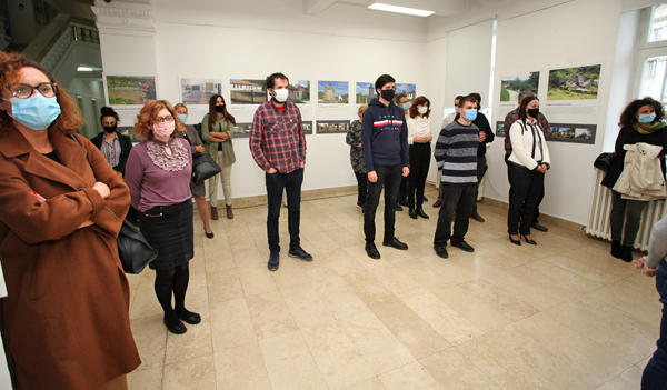 Arhiv Vojvodine, Novi Sad - Izložba I ovo je Srbija, autor: Zoran Cvetković