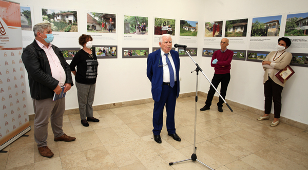 Akademik Dragan Škorić otvara izložba I ovo je Srbija, autor: Zoran Cvetković