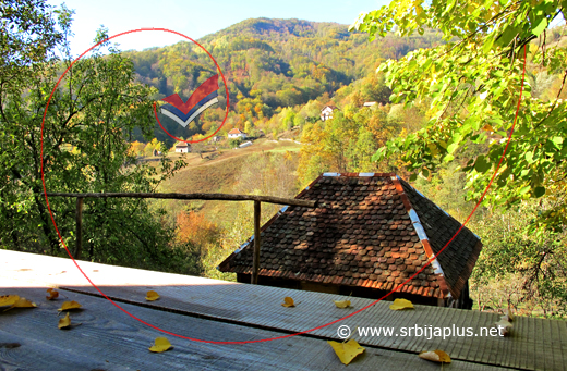 Pogled na Rujevac iz dvorišta porodice Tomić, Ljubovija