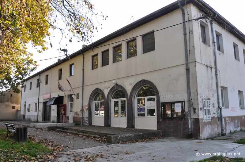 Sefkerin - Zadružni dom