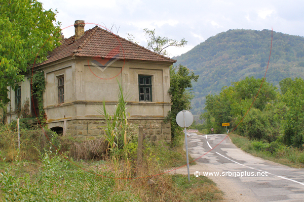 Štrbac, šumski put
