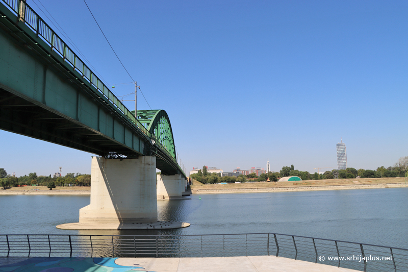 Pogled na most, Savu i Novi Beograd