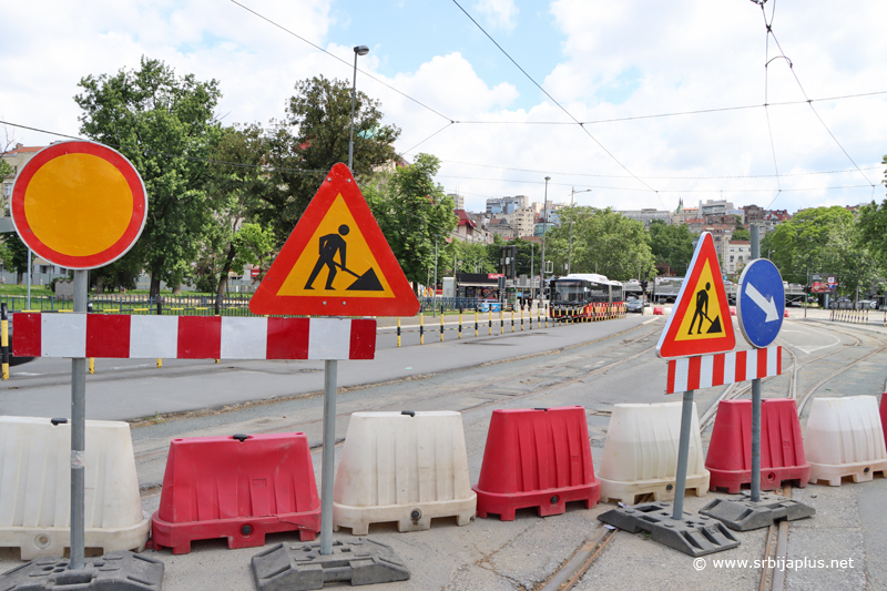 Zabranjen prilaz Savskom tramvajskom mostu sa beogradske strane