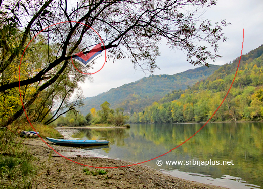 Peščani sprudovi na obali Drine kod Uzovnice, Ljubovija