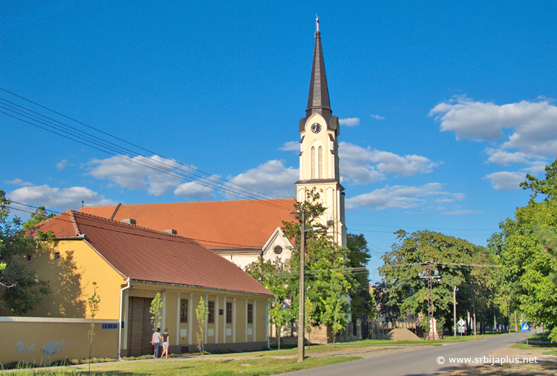 Glavaševa kuća kraj katoličke crkve, Vranjevo, Novi Bečej