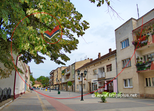 Miris lipa u Ulici kralja Milana, Žagubica