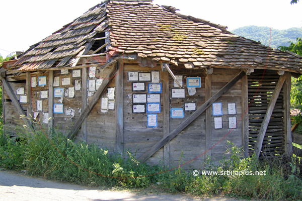 Žukovac, centar sela