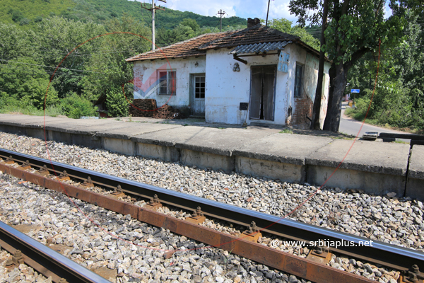 Železnička stanica Prosek