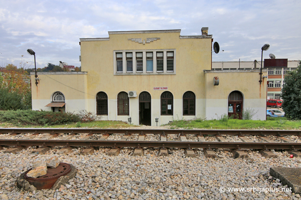 Železnička stanica Rakovica