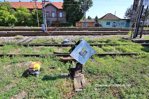 Stara ručna i automatska skretnica