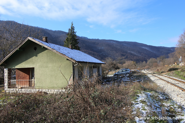 Železnička stanica Bosiljkovac