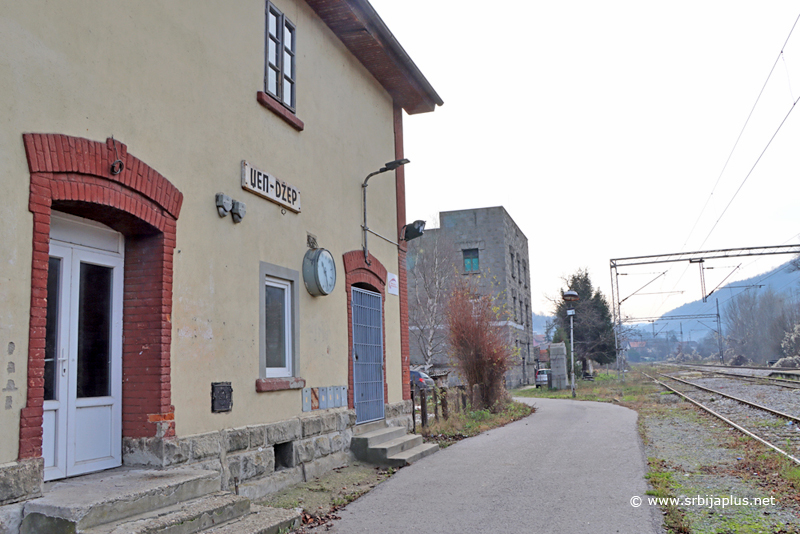 Železnička stanica Džep