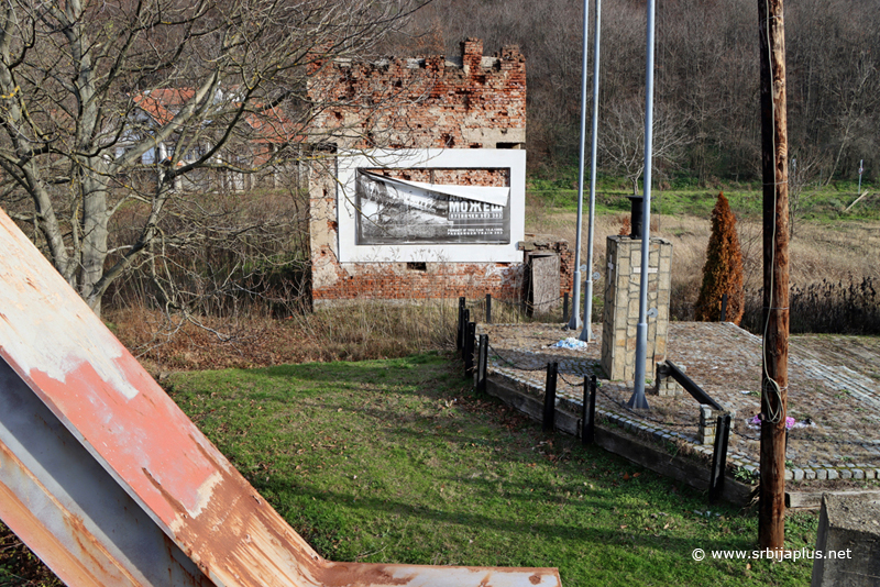 Grdelički most - spomen-obeležje stradalim putnicima i železničarima