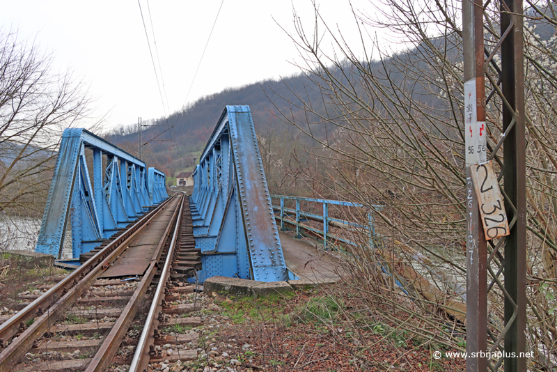 Železnička stanica Lepenički Most