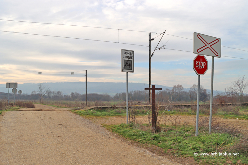 Železnička stanica Lipovica - pružni prelaz