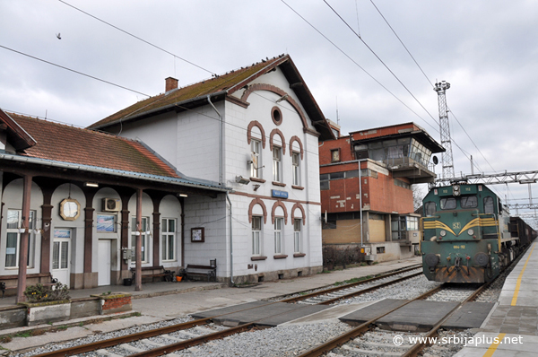 Železnička stanica Mala Krsna